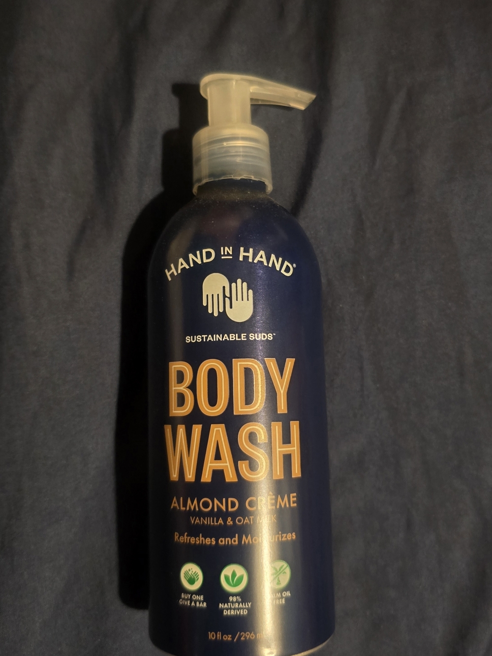Hand In Hand Almond Crème Body Wash